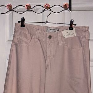 Hollister Women's Soft Pink Boyfriend Jeans